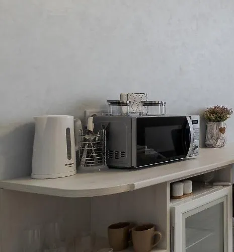 Golden Violin ! S Apartment